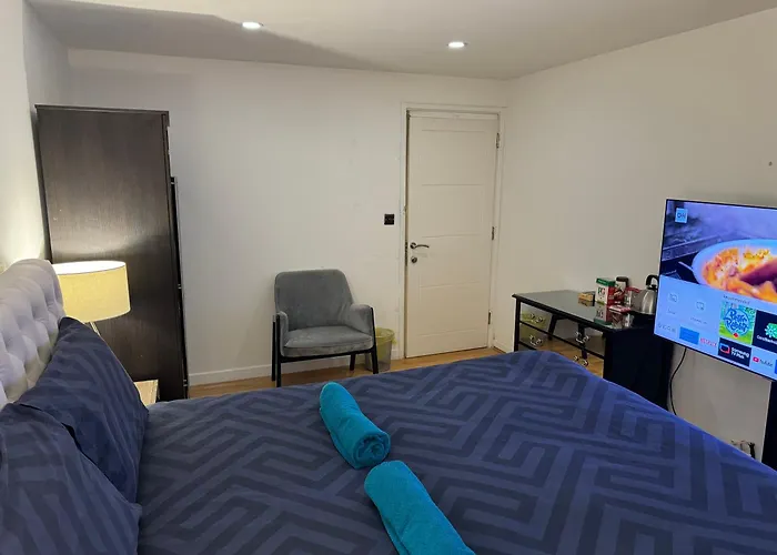 Specious Double Room With King Size Bed